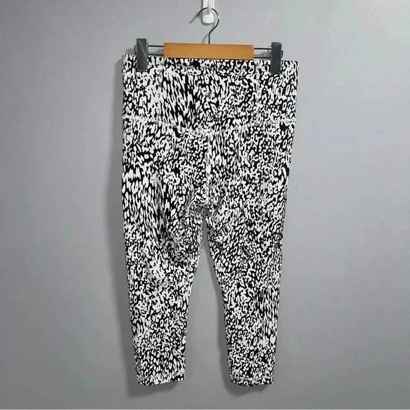 Athleta  Leggings - Picture 2 of 3